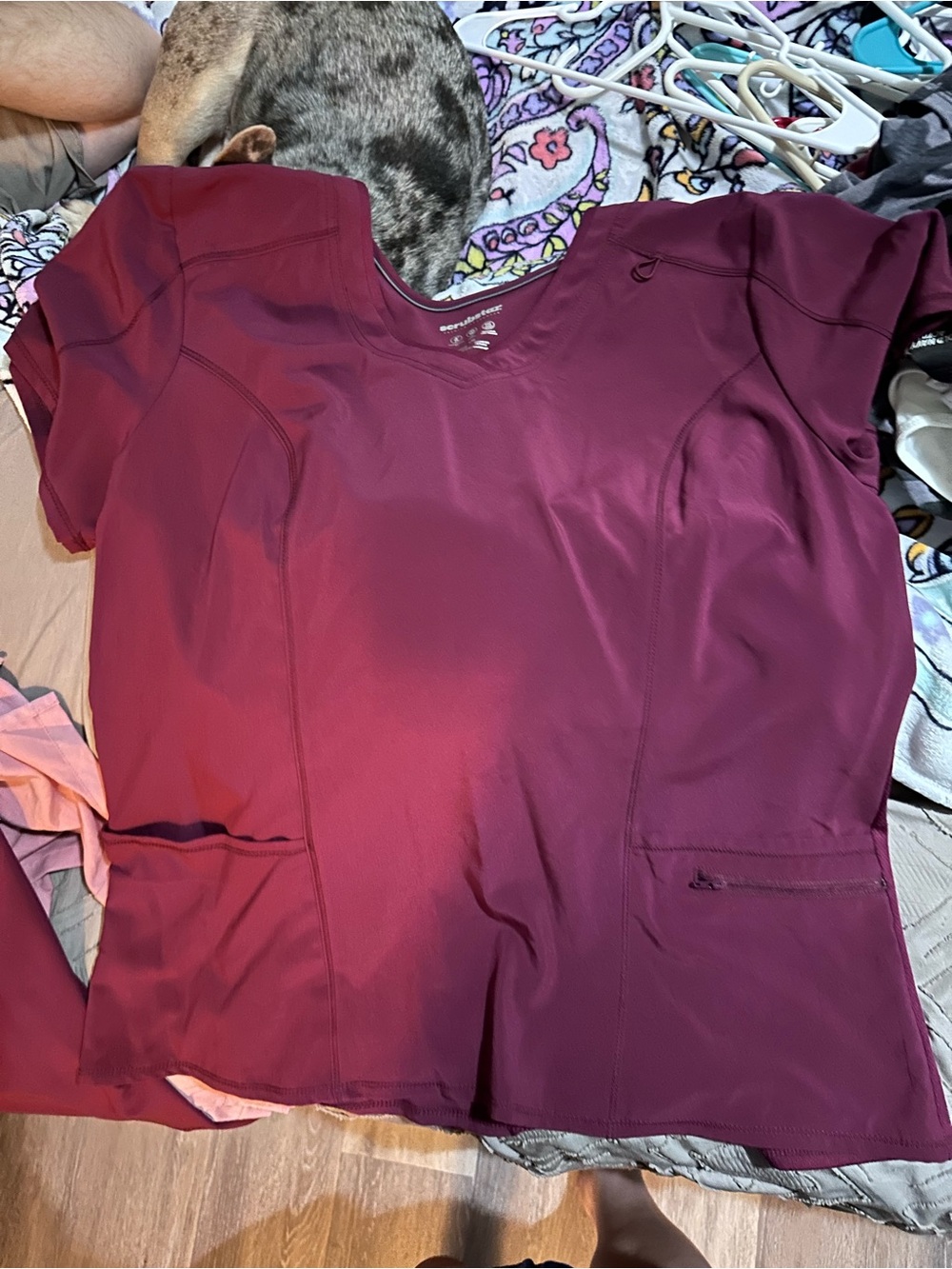 Scrubstar Women's V-Neck Tunic in Wine